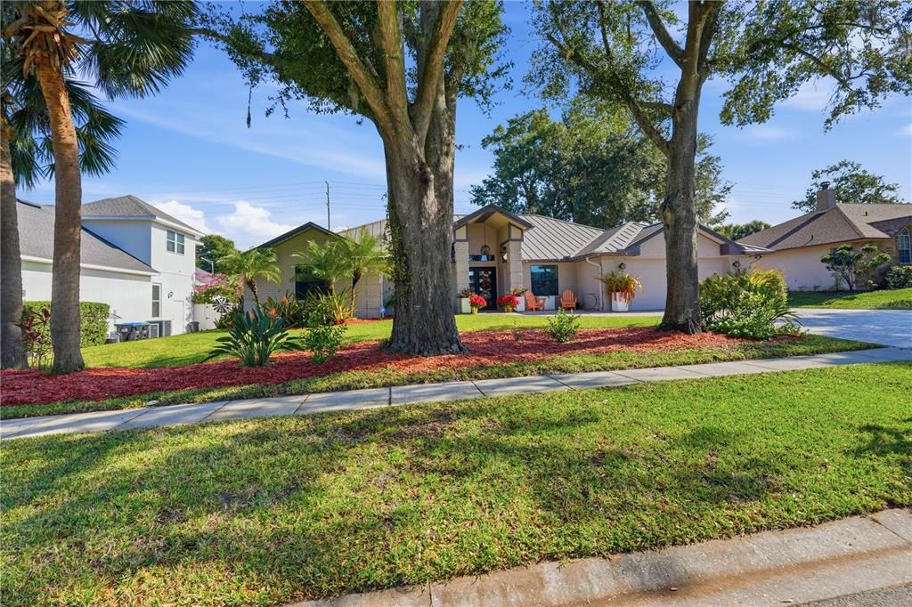 For Sale: $650,000 (4 beds, 2 baths, 2202 Square Feet)
