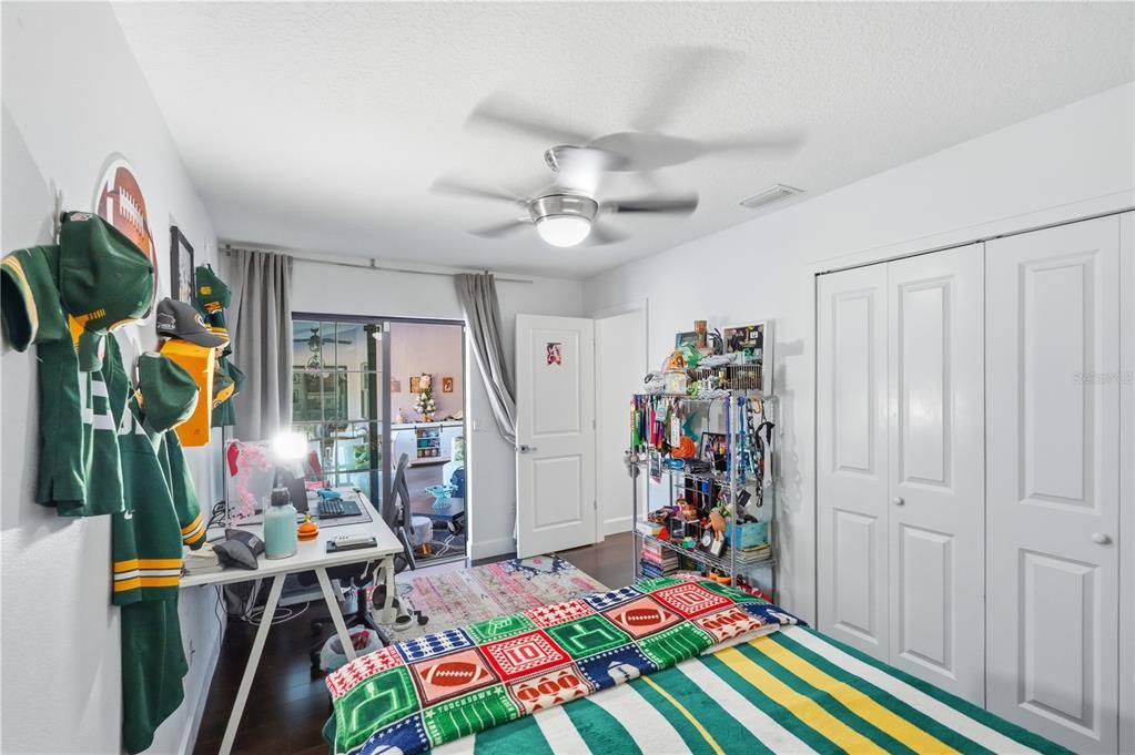 For Sale: $650,000 (4 beds, 2 baths, 2202 Square Feet)