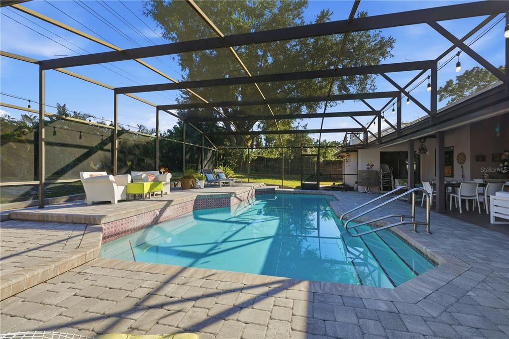 For Sale: $650,000 (4 beds, 2 baths, 2202 Square Feet)