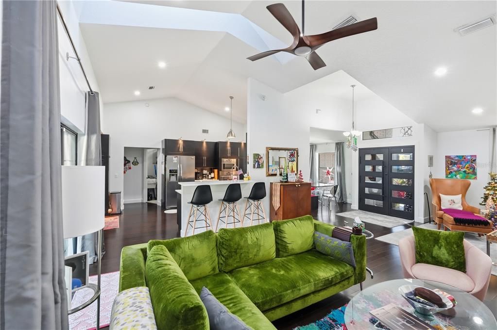 For Sale: $650,000 (4 beds, 2 baths, 2202 Square Feet)