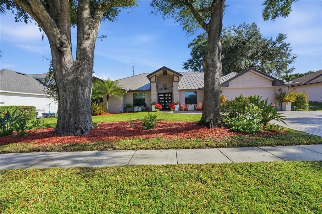 For Sale: $650,000 (4 beds, 2 baths, 2202 Square Feet)