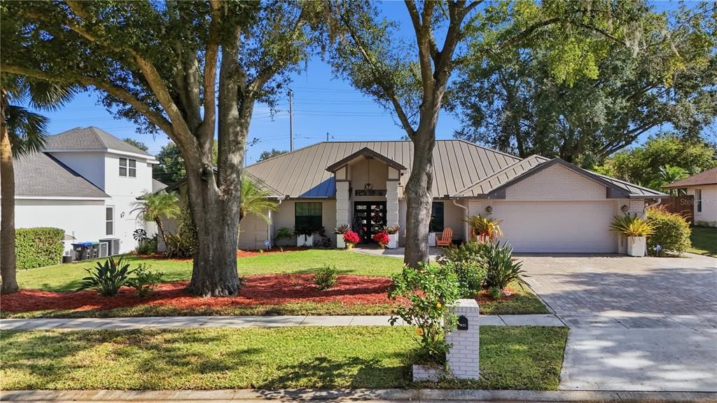 For Sale: $650,000 (4 beds, 2 baths, 2202 Square Feet)
