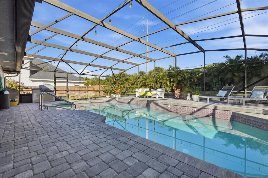 For Sale: $650,000 (4 beds, 2 baths, 2202 Square Feet)