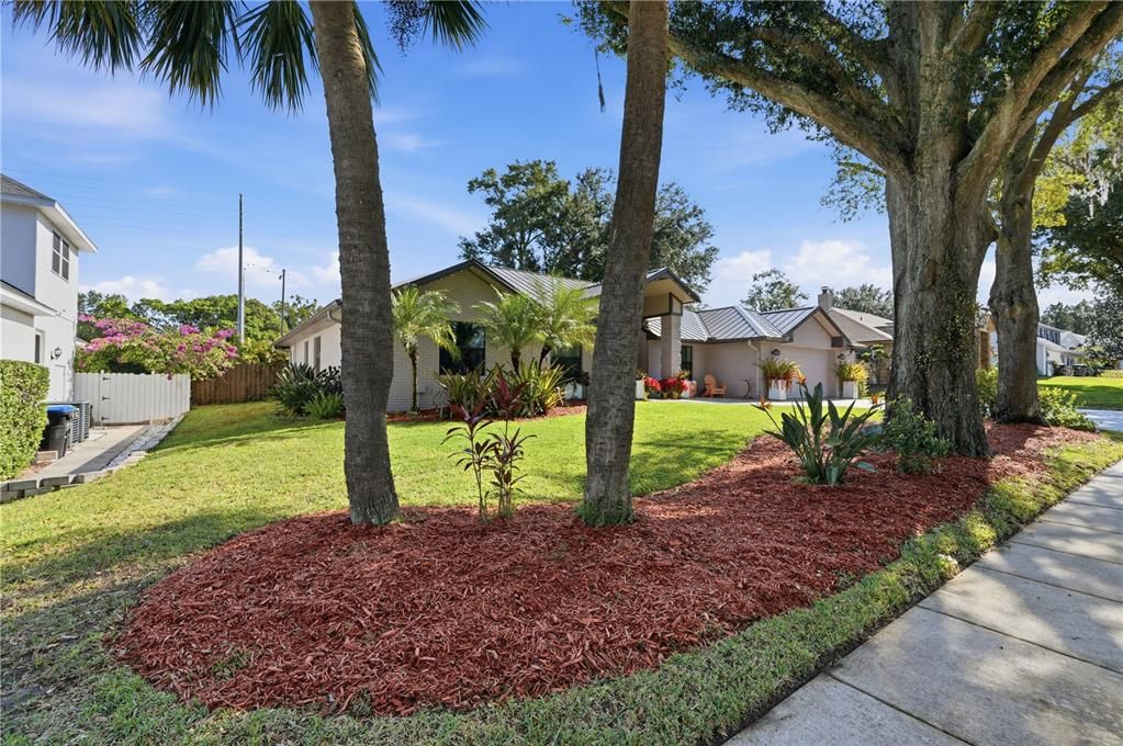 For Sale: $650,000 (4 beds, 2 baths, 2202 Square Feet)