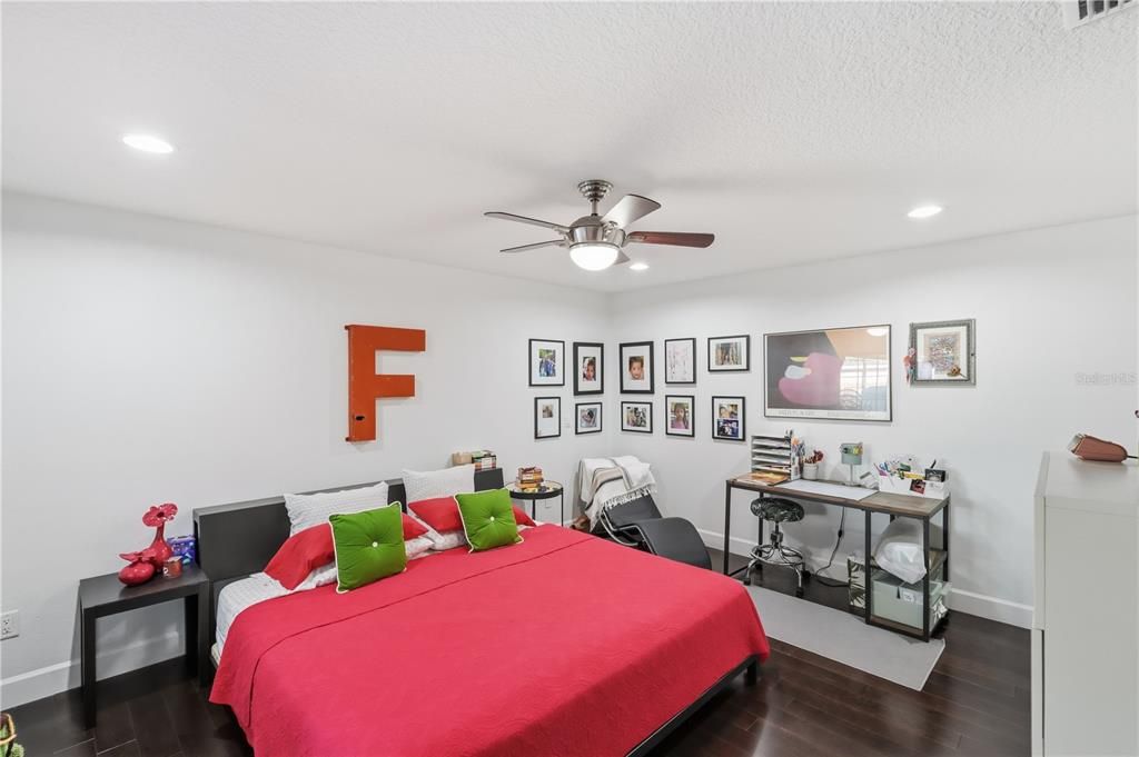 For Sale: $650,000 (4 beds, 2 baths, 2202 Square Feet)