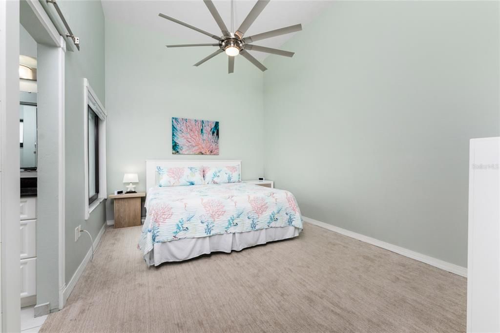 For Sale: $669,000 (2 beds, 2 baths, 1185 Square Feet)