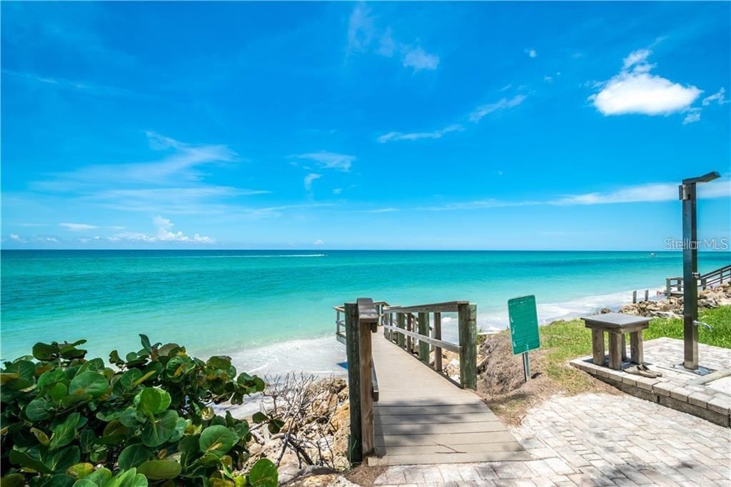 For Sale: $669,000 (2 beds, 2 baths, 1185 Square Feet)