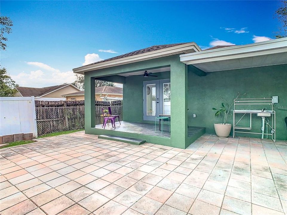 出租: $3,750 (3 贝兹, 3 浴室, 1340 平方英尺)