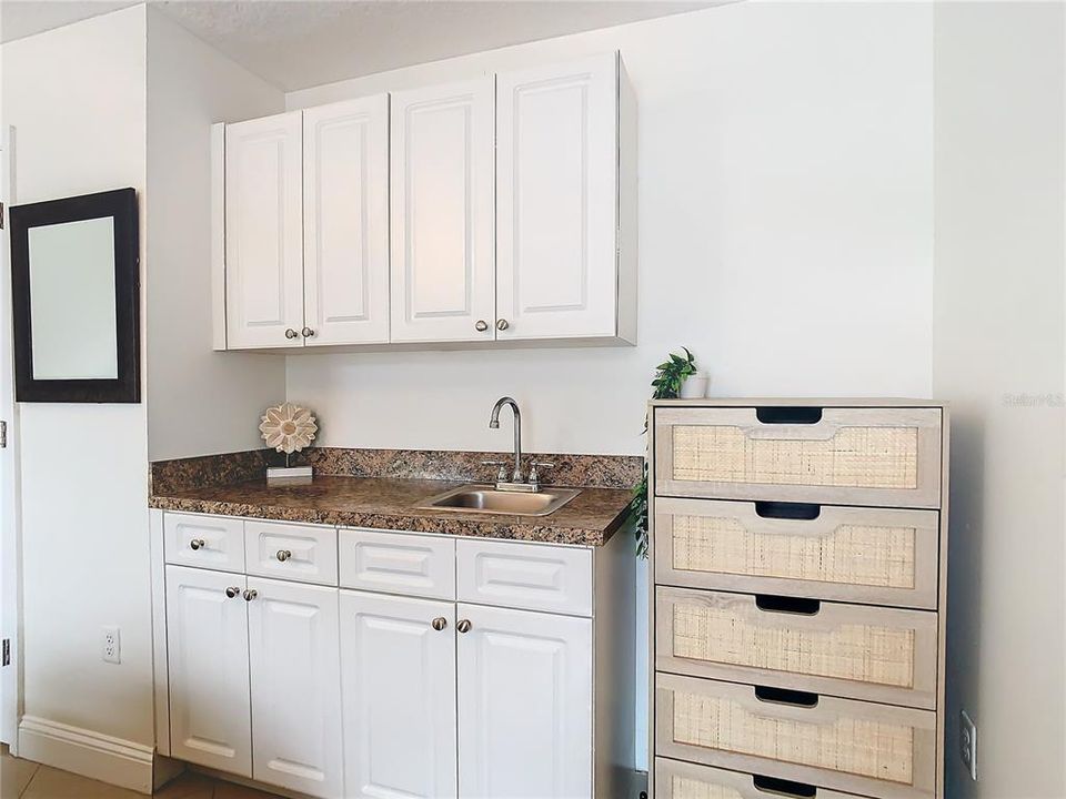 出租: $3,750 (3 贝兹, 3 浴室, 1340 平方英尺)