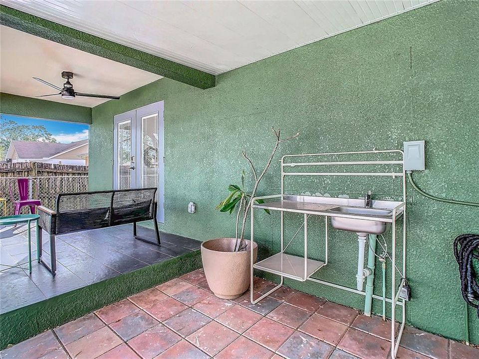 出租: $3,750 (3 贝兹, 3 浴室, 1340 平方英尺)