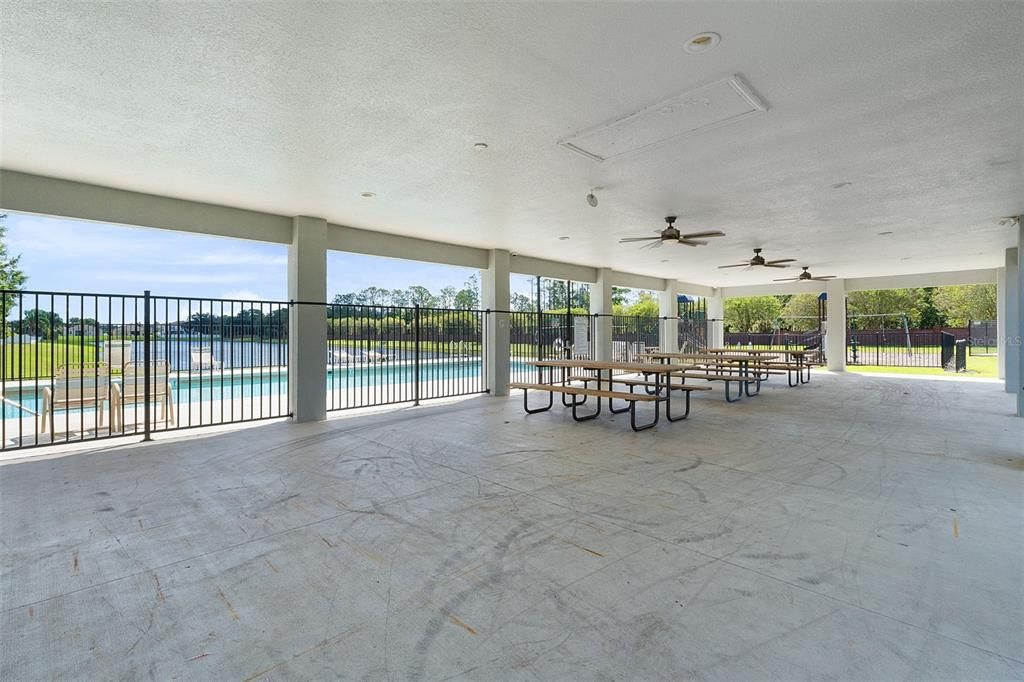 For Rent: $2,700 (4 beds, 2 baths, 2862 Square Feet)