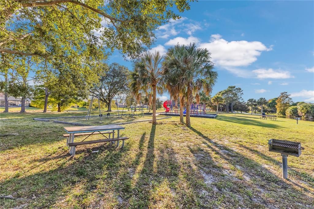 For Sale: $485,000 (3 beds, 2 baths, 1587 Square Feet)