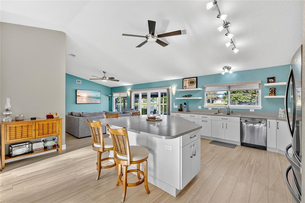 For Sale: $485,000 (3 beds, 2 baths, 1587 Square Feet)