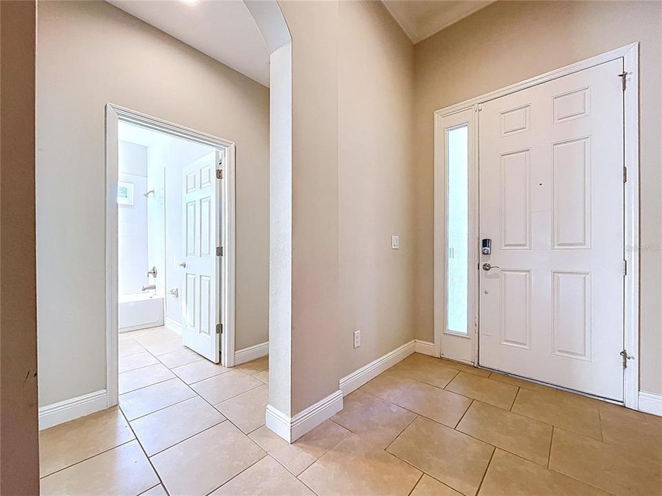 For Sale: $530,000 (4 beds, 3 baths, 2114 Square Feet)