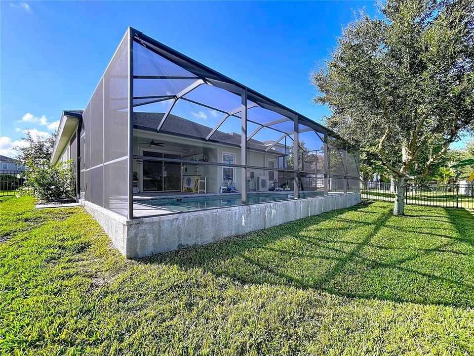 For Sale: $530,000 (4 beds, 3 baths, 2114 Square Feet)