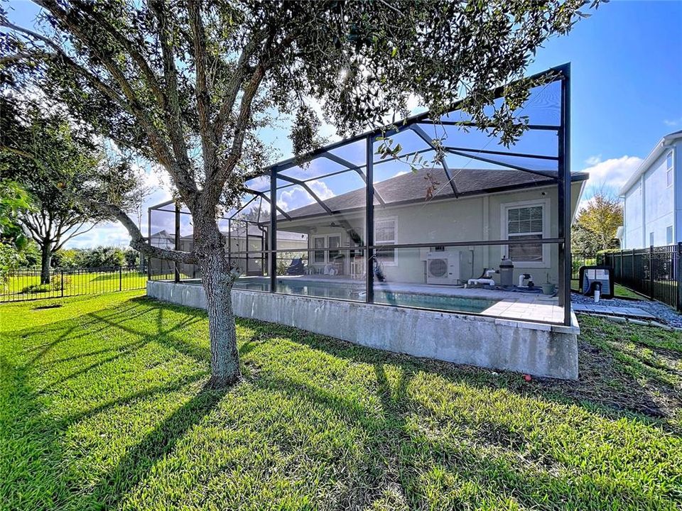 For Sale: $530,000 (4 beds, 3 baths, 2114 Square Feet)