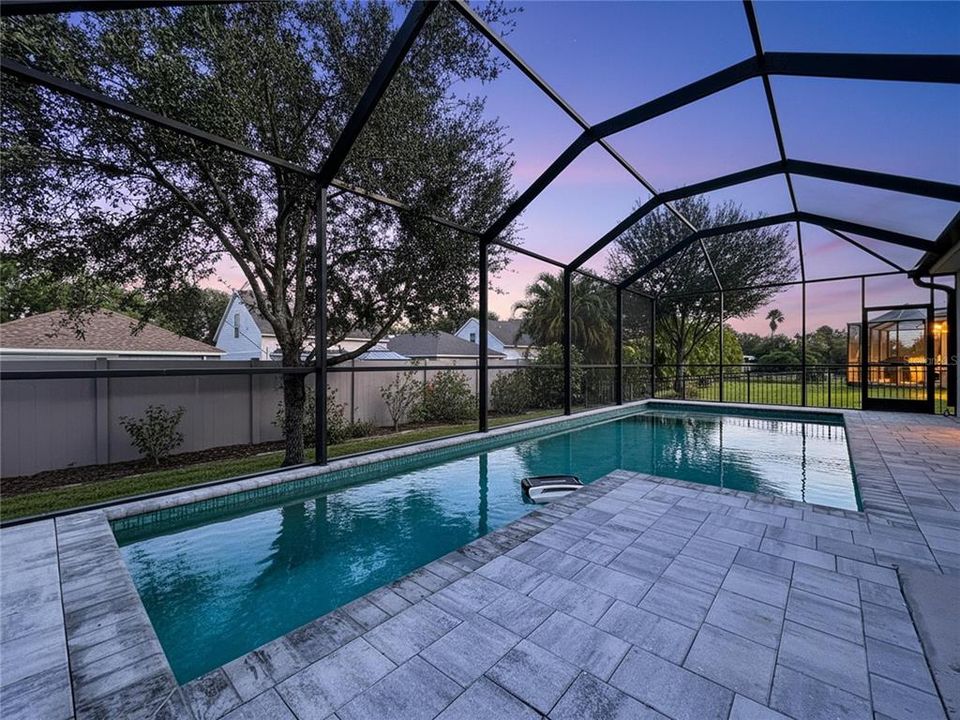 For Sale: $530,000 (4 beds, 3 baths, 2114 Square Feet)