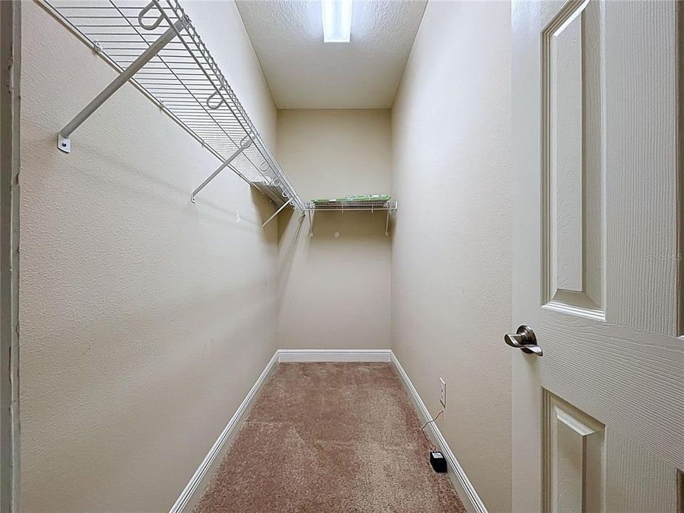 For Sale: $530,000 (4 beds, 3 baths, 2114 Square Feet)