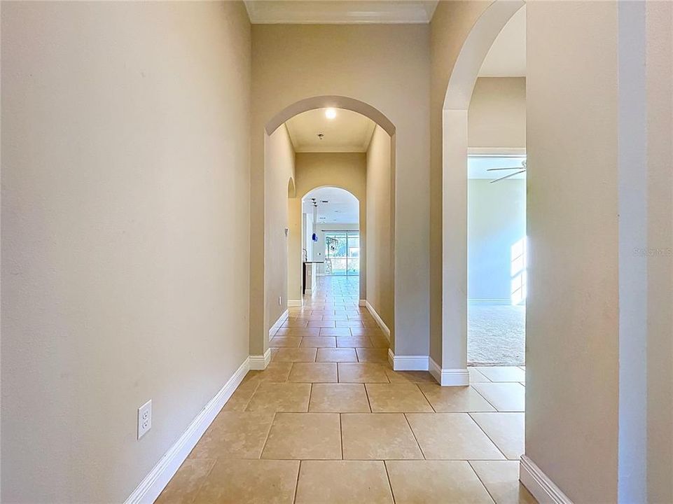 For Sale: $530,000 (4 beds, 3 baths, 2114 Square Feet)