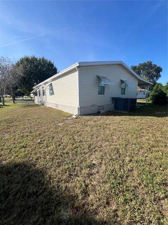 На продажу: $170,000 (2 спален, 2 ванн, 1369 Квадратных фут)