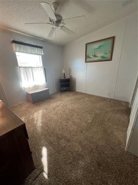 На продажу: $170,000 (2 спален, 2 ванн, 1369 Квадратных фут)