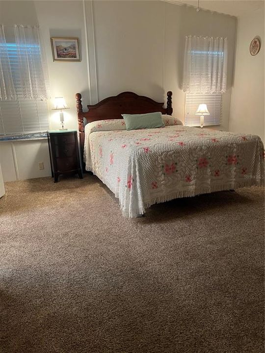 На продажу: $170,000 (2 спален, 2 ванн, 1369 Квадратных фут)