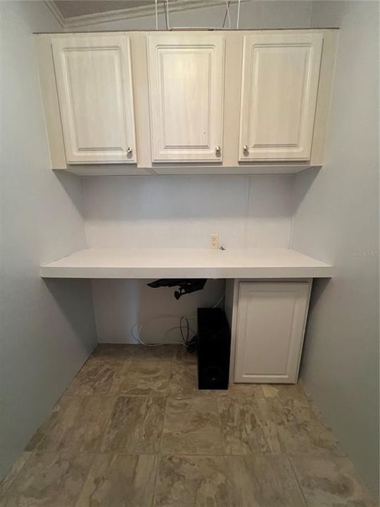 На продажу: $170,000 (2 спален, 2 ванн, 1369 Квадратных фут)