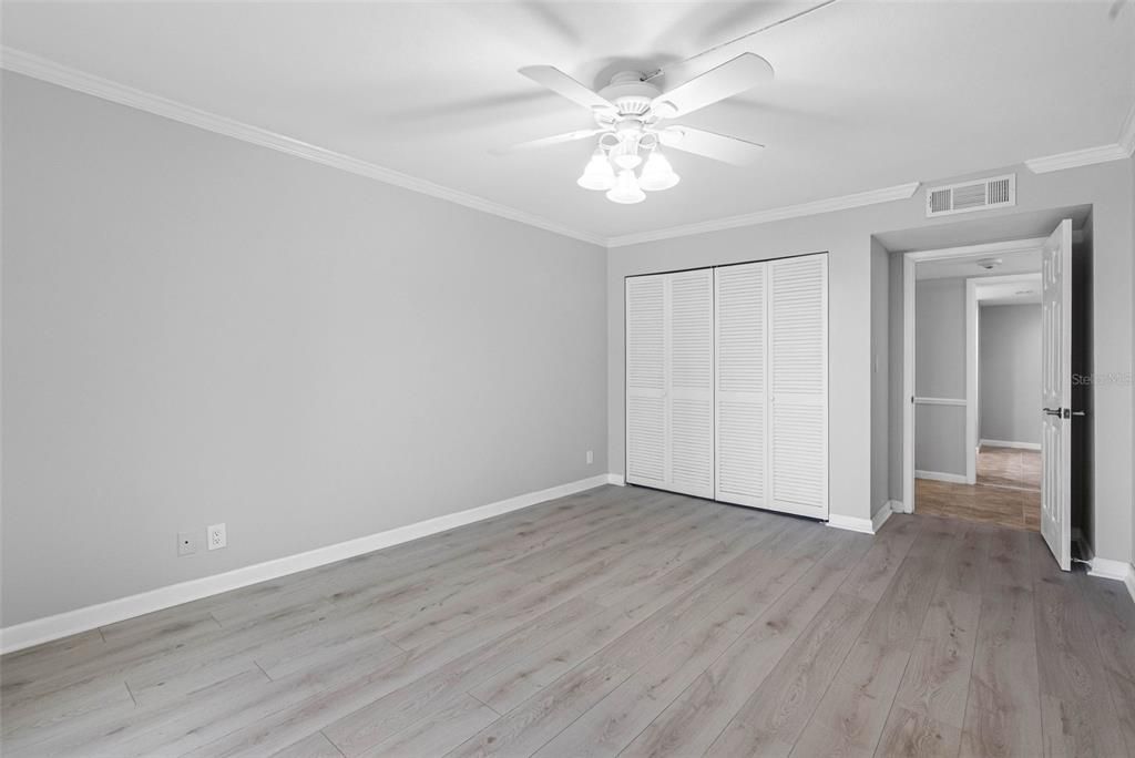 For Sale: $574,900 (2 beds, 2 baths, 1395 Square Feet)