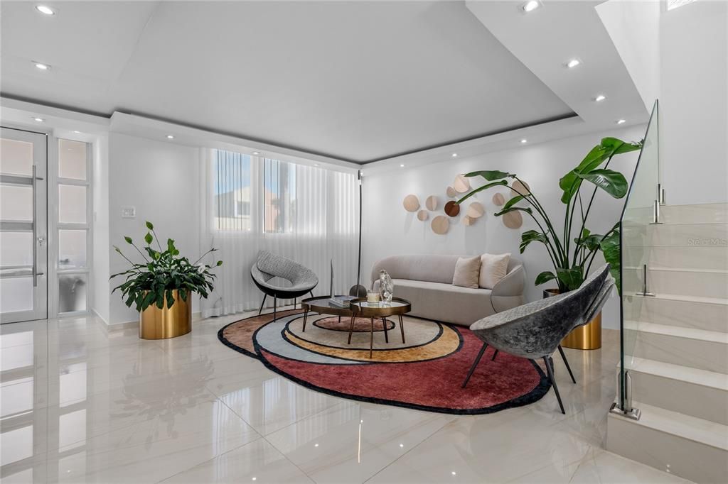 En Venta: $1,200,000 (4 camas, 3 baños, 2740 Pies cuadrados)