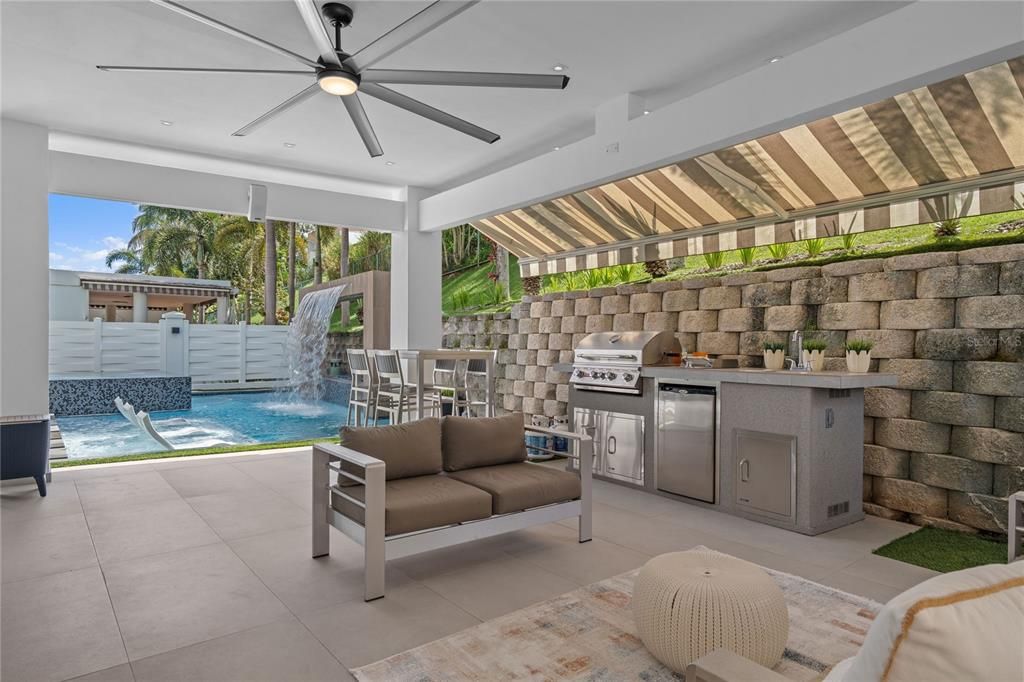 En Venta: $1,200,000 (4 camas, 3 baños, 2740 Pies cuadrados)