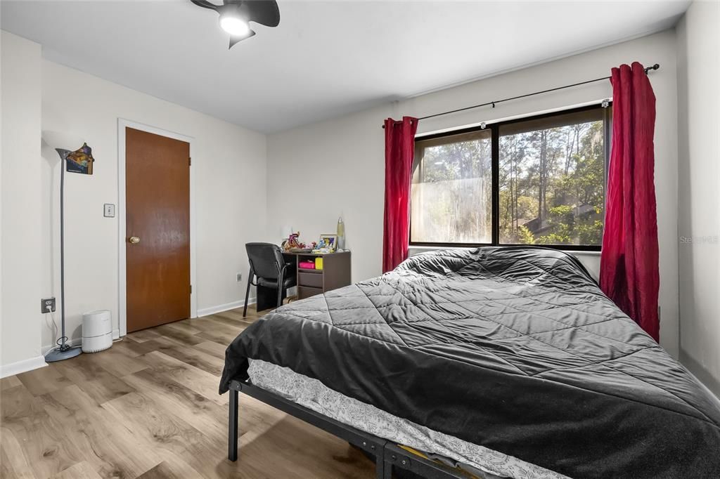 For Sale: $219,900 (2 beds, 2 baths, 1544 Square Feet)