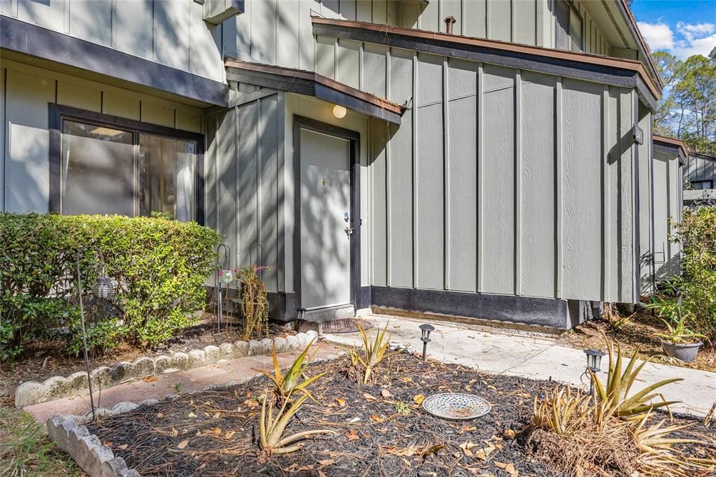 For Sale: $219,900 (2 beds, 2 baths, 1544 Square Feet)