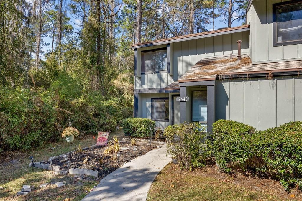 For Sale: $219,900 (2 beds, 2 baths, 1544 Square Feet)