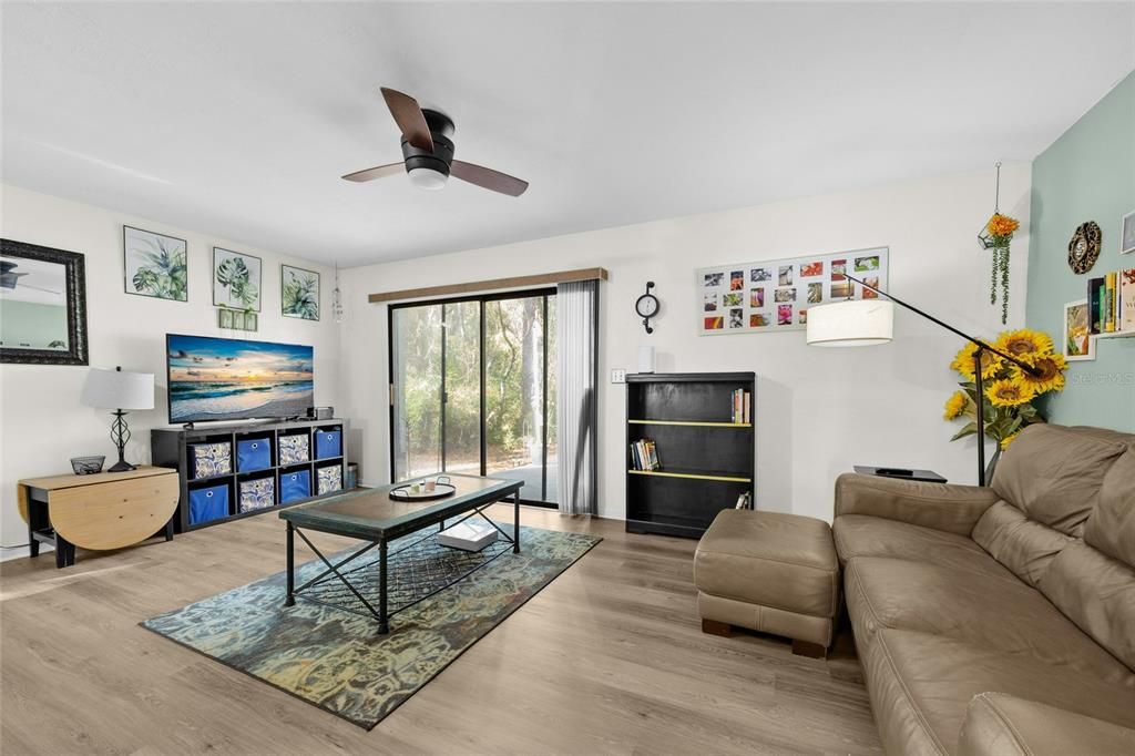 For Sale: $219,900 (2 beds, 2 baths, 1544 Square Feet)