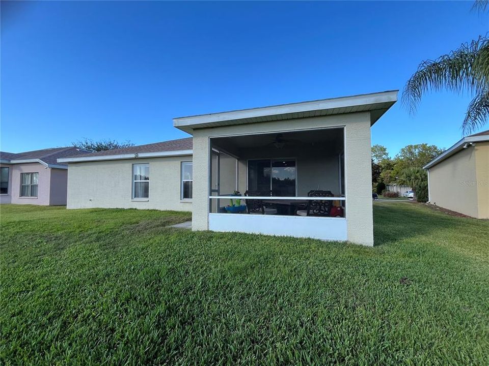 На продажу: $325,000 (3 спален, 2 ванн, 1706 Квадратных фут)