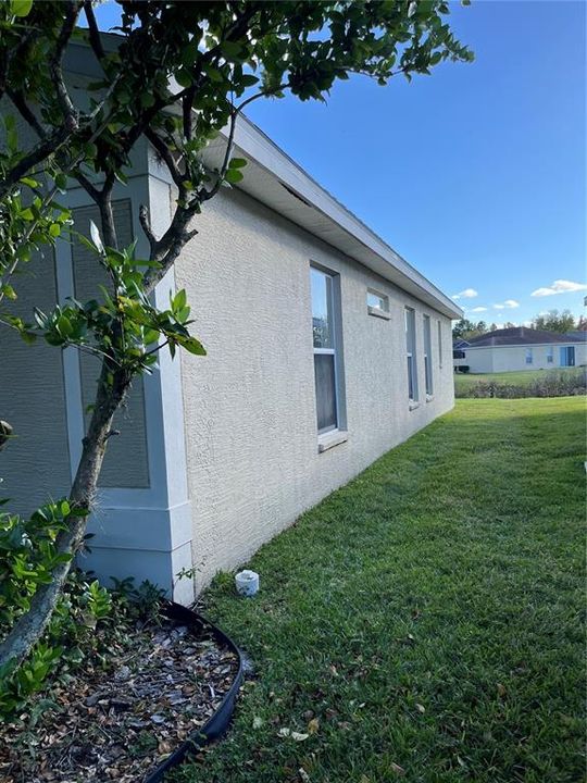 На продажу: $325,000 (3 спален, 2 ванн, 1706 Квадратных фут)