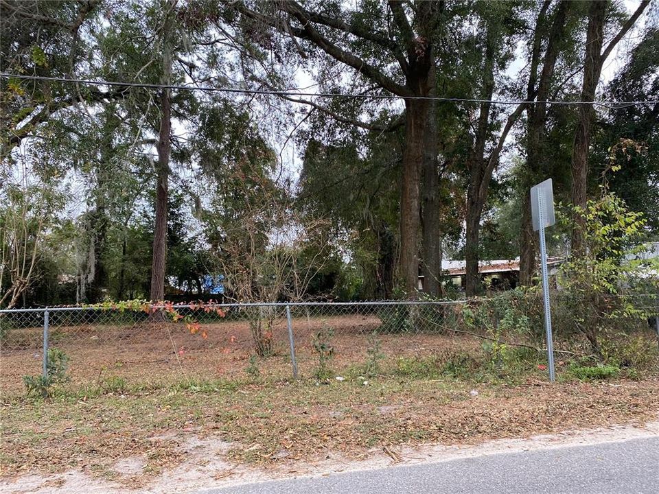 На продажу: $25,000 (0.17 acres)