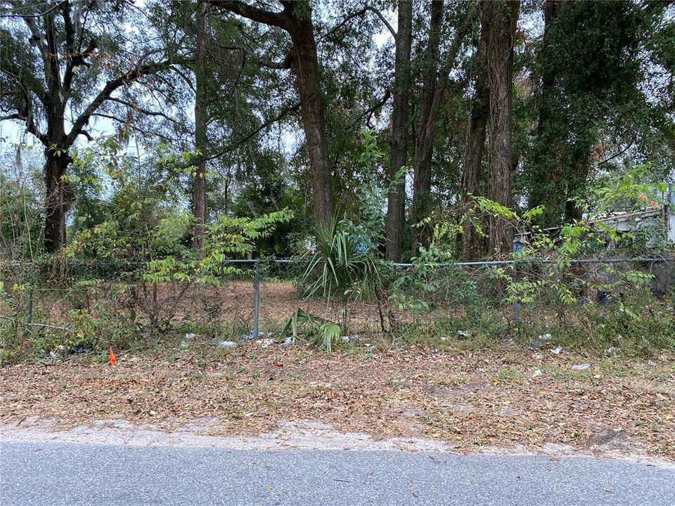 На продажу: $25,000 (0.17 acres)