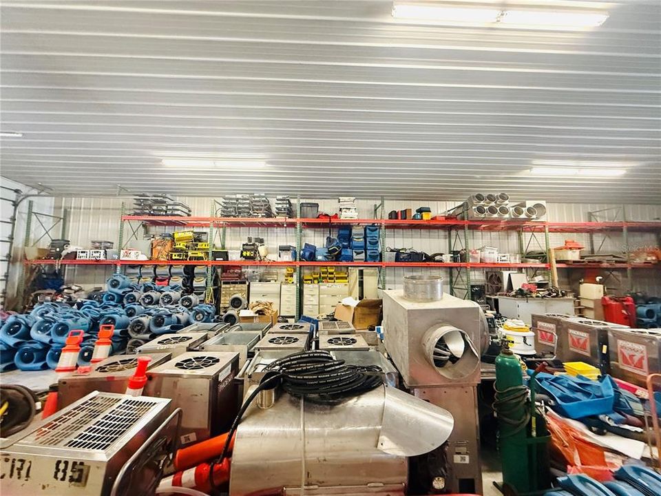 На продажу: $3,999,900 (6 спален, 4 ванн, 11776 Квадратных фут)