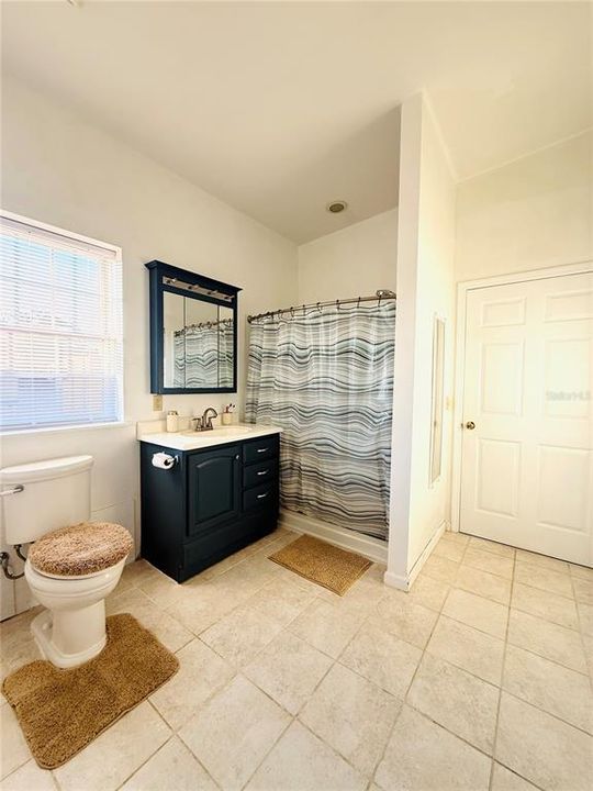 На продажу: $3,999,900 (6 спален, 4 ванн, 11776 Квадратных фут)