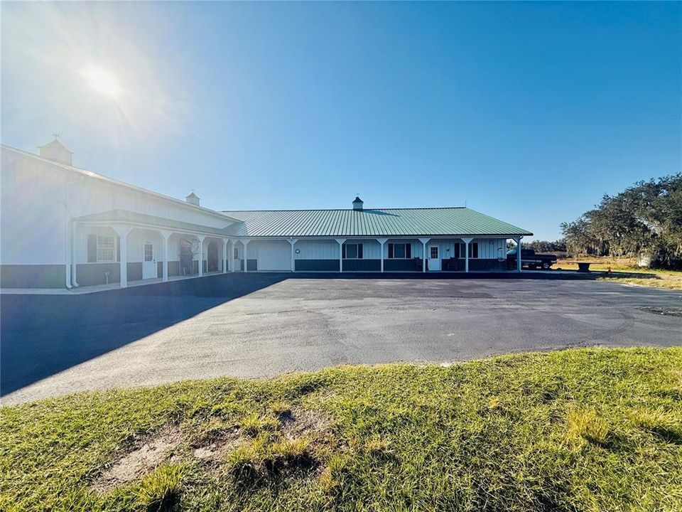 На продажу: $3,999,900 (6 спален, 4 ванн, 11776 Квадратных фут)