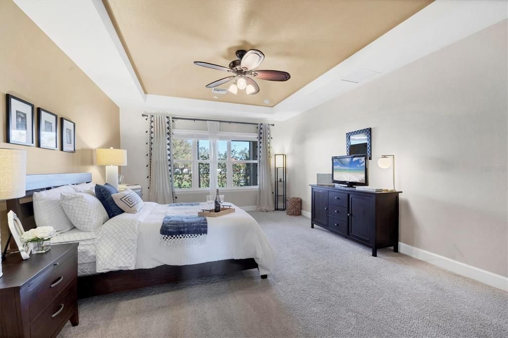 For Sale: $1,285,000 (6 beds, 5 baths, 5077 Square Feet)