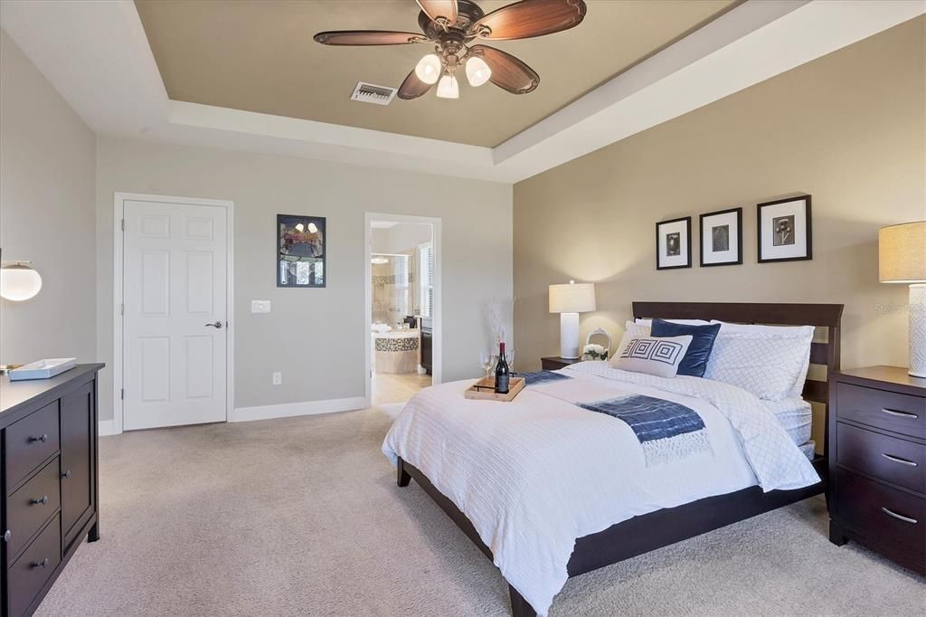 For Sale: $1,285,000 (6 beds, 5 baths, 5077 Square Feet)