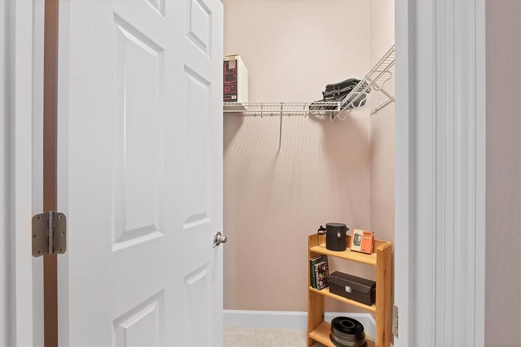 For Sale: $1,285,000 (6 beds, 5 baths, 5077 Square Feet)