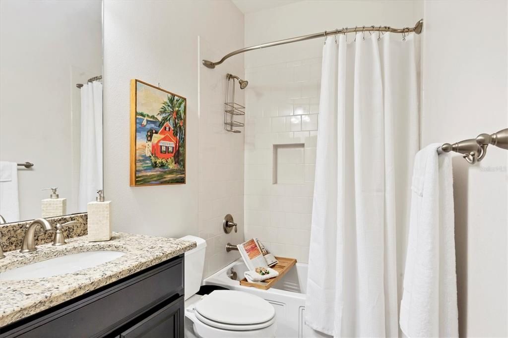 For Sale: $1,285,000 (6 beds, 5 baths, 5077 Square Feet)