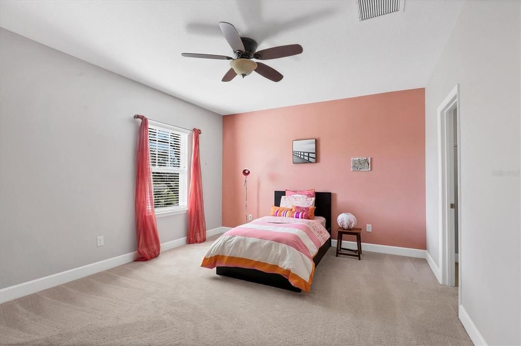 For Sale: $1,285,000 (6 beds, 5 baths, 5077 Square Feet)