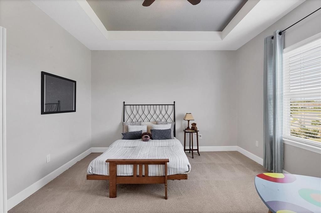 For Sale: $1,285,000 (6 beds, 5 baths, 5077 Square Feet)