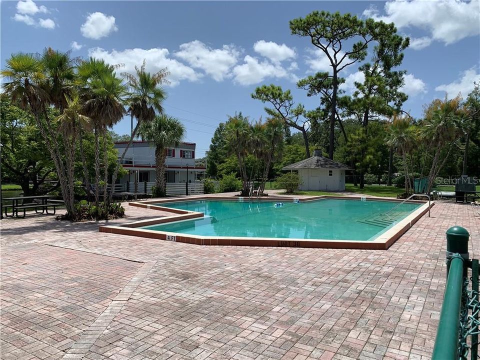 For Rent: $1,200 (1 beds, 1 baths, 626 Square Feet)