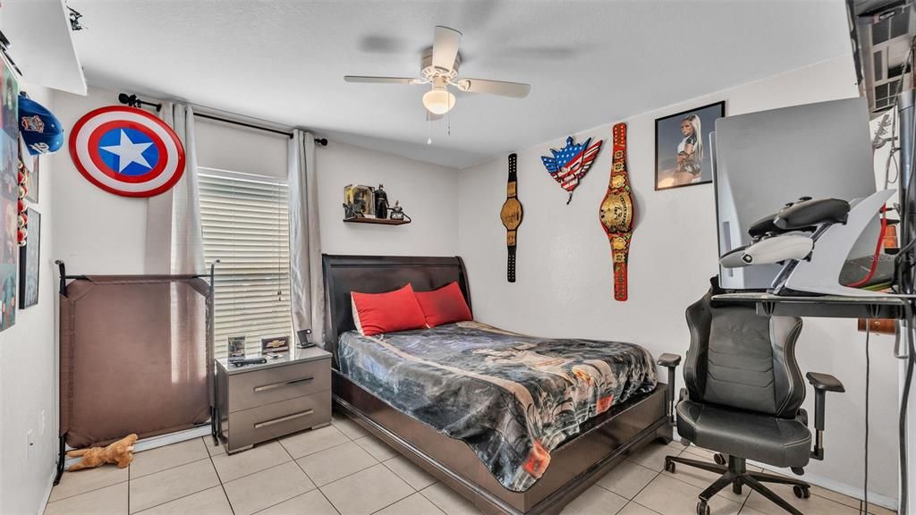 待售: $285,000 (3 贝兹, 2 浴室, 1483 平方英尺)