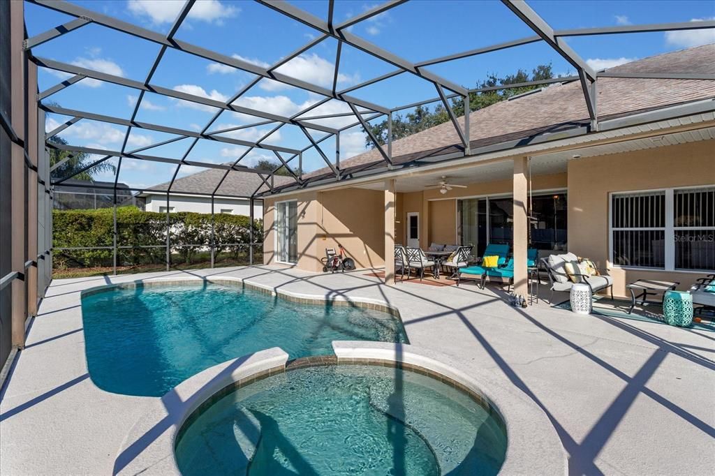 For Sale: $459,900 (4 beds, 3 baths, 2083 Square Feet)